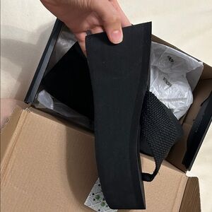 Black platform thong flip flop sandals